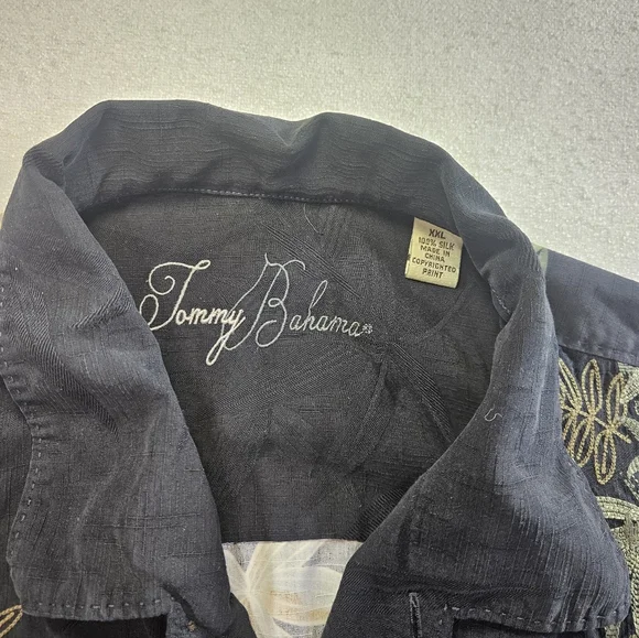 Tommy Bahama Silk Hawaiian Shirt XXL Black Bamboo Camp - Picture 2 of 5